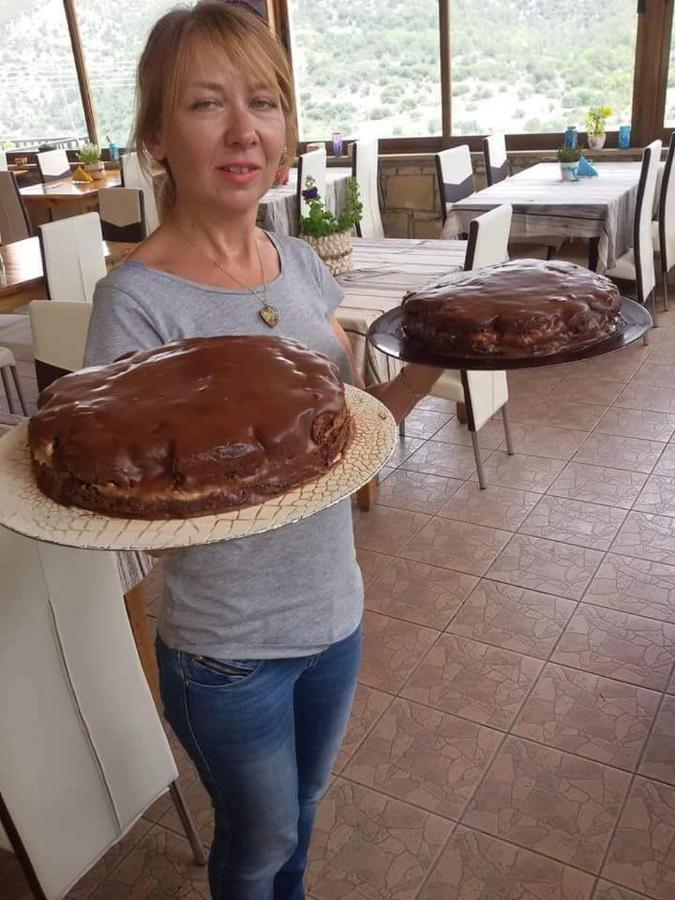 Extreme View Cafe And Rooms To Let Prastio  Εξωτερικό φωτογραφία