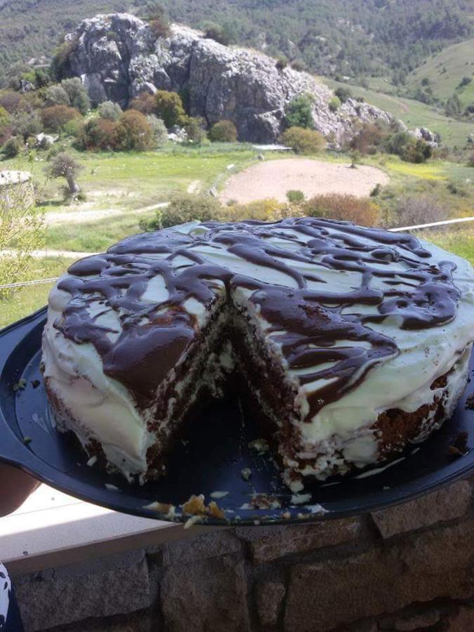 Extreme View Cafe And Rooms To Let Prastio  Εξωτερικό φωτογραφία