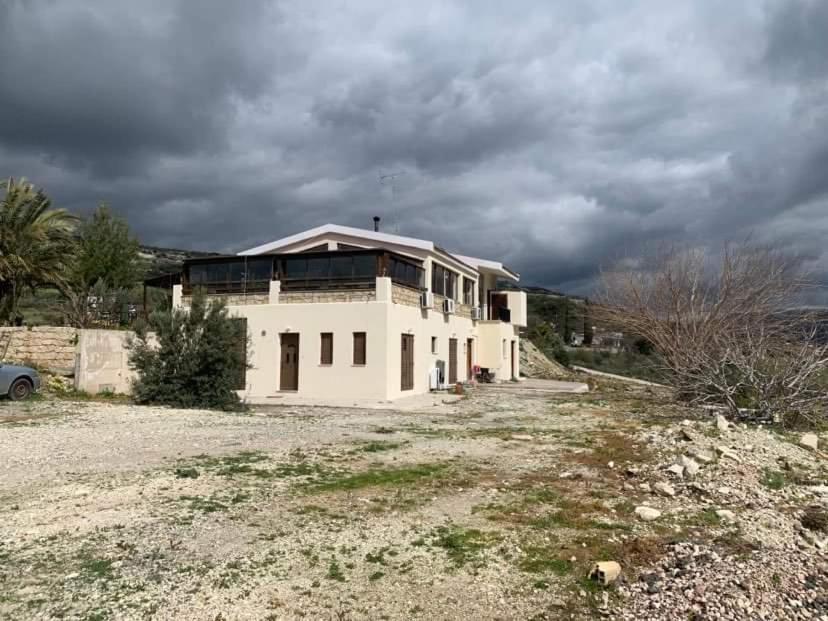 Extreme View Cafe And Rooms To Let Prastio  Εξωτερικό φωτογραφία